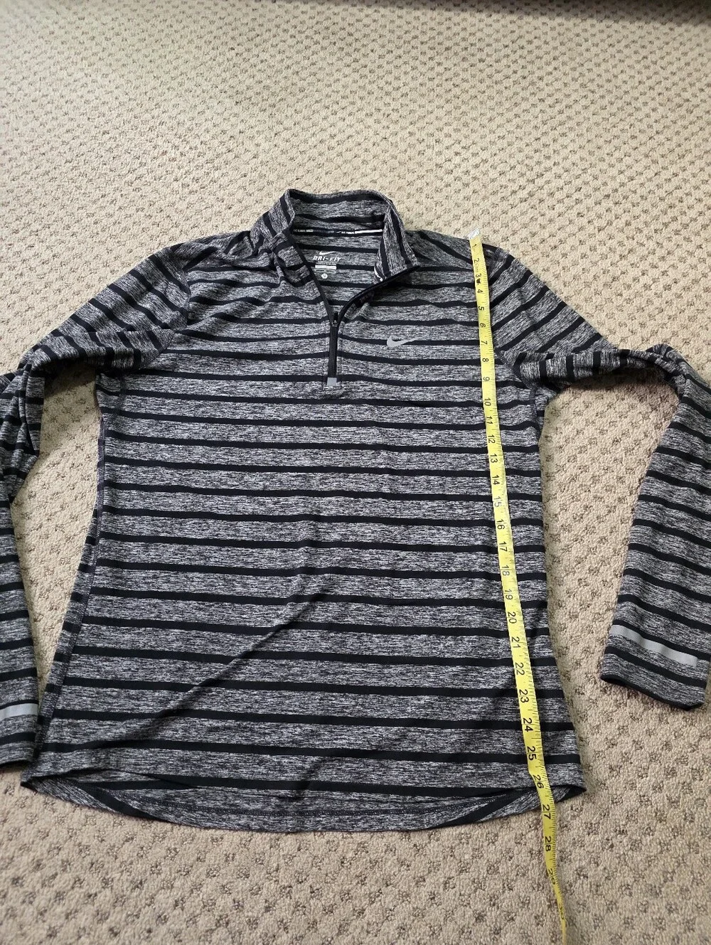 Nike Running Men’s Black & Gray Striped Quarter-Zip